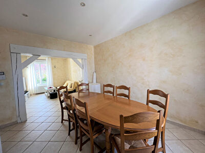 Maison Desertines 6 pièce(s) 93 m2