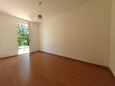Maison Villebret  Plain Pied 5 pièce(s) 102 m2