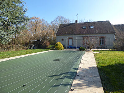 Maison Huriel limitrophe Domérat avec piscine 5x10