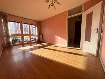 Appartement Montlucon 3 pièce(s) 59.77 m2