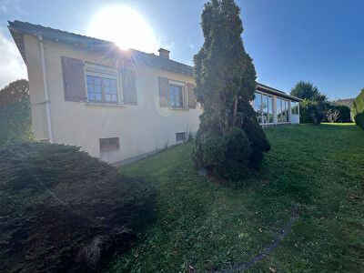 Maison Desertines 7 pièce(s) 232 m2