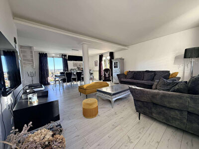 Maison Domerat 5 pièce(s) 193 m2