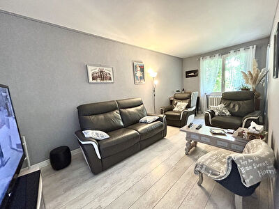 Maison Montlucon 5 pièce(s) 104 m2
