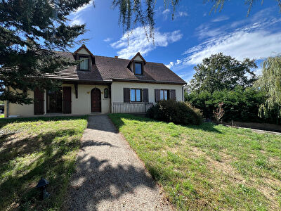 Maison Huriel 7 pièce(s) 214 m2