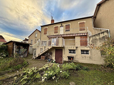 Maison Montlucon 7 pièce(s) 145 m2