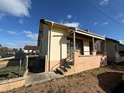 Maison Commentry 53 m2 avec jardin et garage