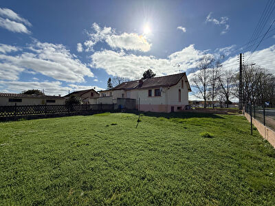 Maison Commentry 53 m2 avec jardin et garage