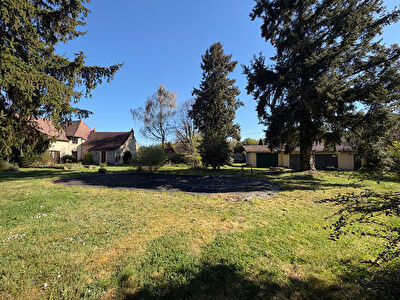 Maison Montvicq 6 pièce(s) 209.38 m2