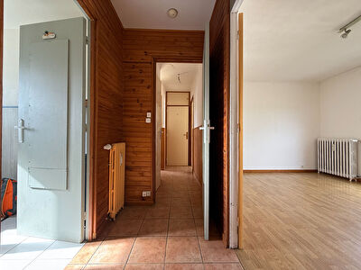Appartement Montluçon dernier étage T3 avec garage