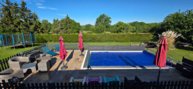 Maison 154m2 Villebret rénovée avec piscine