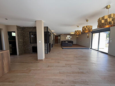 Maison de plain-pied rénovée Quartier St Jean, 174 m², Aucun travaux à prévoir