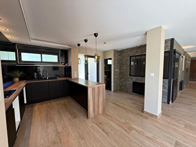 Maison de plain-pied rénovée Quartier St Jean, 174 m², Aucun travaux à prévoir
