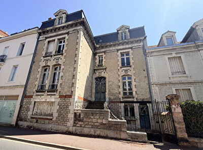 Maison bourgeoise centre ville