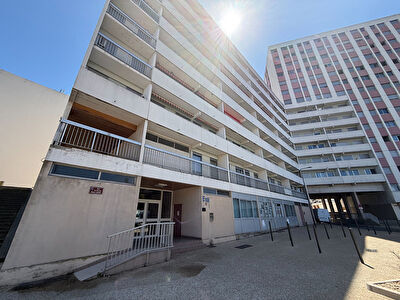 Appartement Montlucon T4 90.44 m2 dernier étage