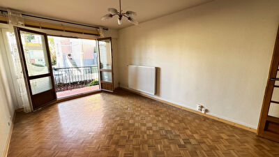 CHANTRAINE -  Appartement 65m² + Garage !