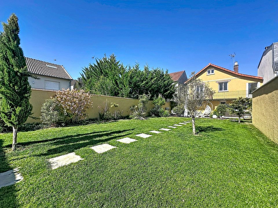 Maison 5 pièces 130 m² · à Noisy-le-Grand · 130 m² · 529 000 €