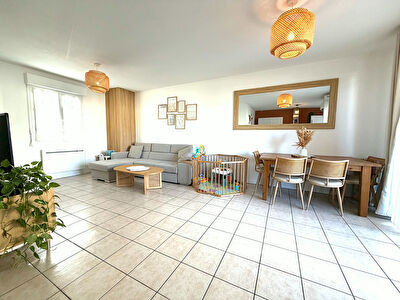 Appartement Artix centre de 84 m²