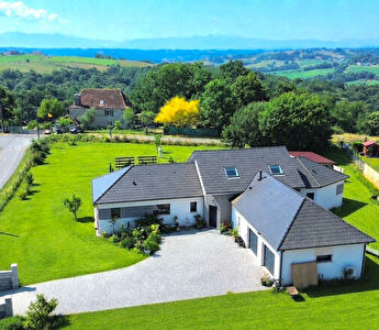 Maison Lagor - 5 pièces - 178 m²