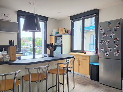 Appartement en duplex avec terrasse centre ARTIX 4 pièces 82 m²