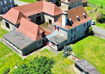 Maison Béarnaise Vielleségure 7 pièces 122 m²