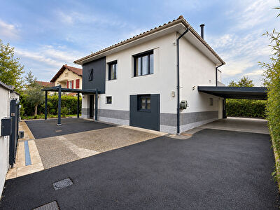 Maison Peyrehorade 6 pièces 135 m²