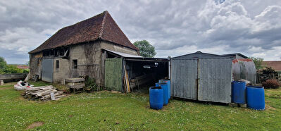 Grange de 143 m² transformable en habitation.