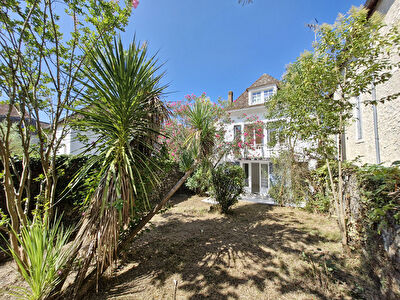 Maison de ville avec jardin centre Orthez 6 pièces 165 m²