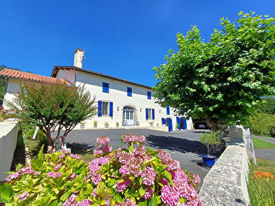 Propriété rénovée Bergouey Viellenave 8 pièces 210 m²
