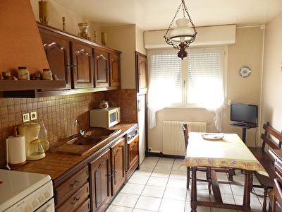 Villa composée de 2 logements et d'un garage secteur PEYREHORADE