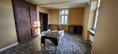 Maison de maître, 12 pièces et ses dépendances sur terrain de 5200 m², secteur HABAS