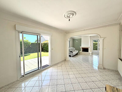 Maison Artix 8 pièces 190 m2