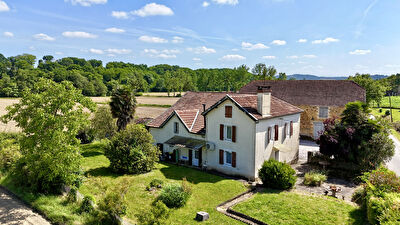 Maison avec dépendance proche ORTHEZ 7 pièces 195 m²