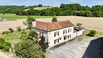 Maison avec dépendance proche ORTHEZ 7 pièces 195 m²