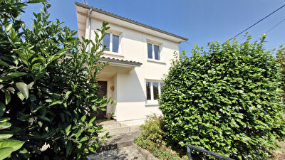 Maison 4 pièces 89 m² avec garage et jardin ORTHEZ
