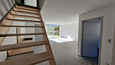 Appartement T4 81 m² avec terrasse et jardin proche ORTHEZ