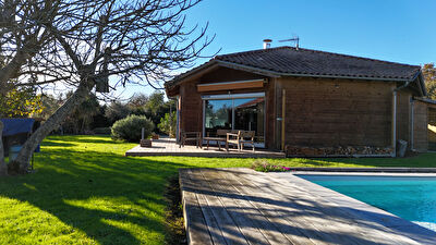 Maison de 94 m2 à PORT DE LANNE