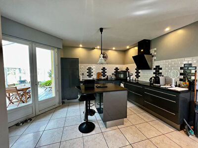Maison de plain-pied 6 pièces 138 m² Peyrehorade