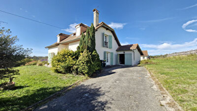 Maison Néo-Béarnaise 5 pièces 107 m² avec garage et piscine proche ORTHEZ