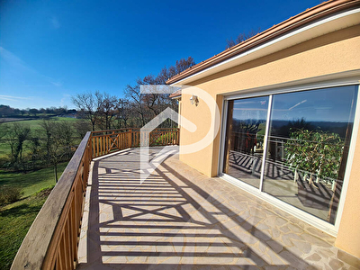 Maison contemporaine de 118 m² sur un parc de 3 835 m².