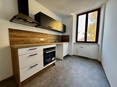 Appartement Fenetrange 4 pièces 100 m²