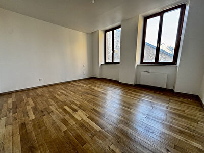 Appartement Fenetrange 4 pièces 100 m²