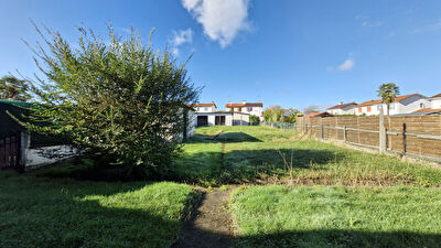 Maison 5 pièces 113 m² avec garage et jardin proche centre ORTHEZ