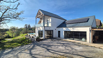 Maison contemporaine SALIES DE BEARN 6 pièces 184 m²