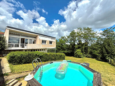 Maison Lagor 8 pièce(s) 135 m2
