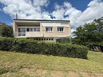 Maison Lagor 8 pièce(s) 135 m2