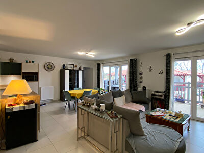 Appartement de 2025, 3 pièces 84 m², DAX centre