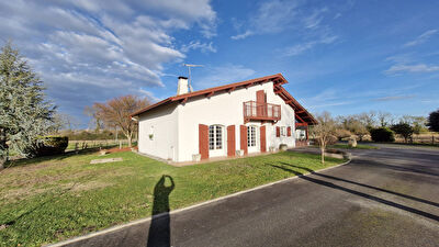 Maison Néo-Landaise 5 pièces 166 m² avec dépendance POMAREZ