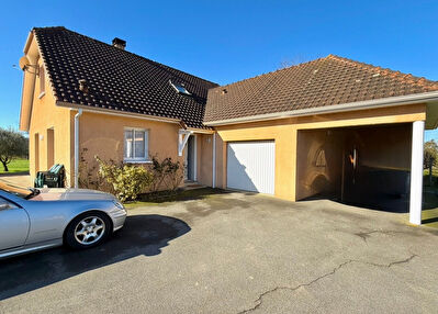 Maison Denguin 5 pièces 154 m²