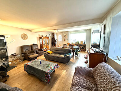 Maison de village Lagor 11 pièces 270 m²