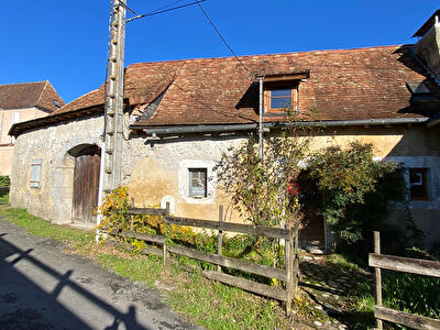 Maison Béarnaise de 5 pièces et son studio attenant sur 700 m² proche ORTHEZ